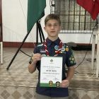 Jovem recebe Lis de Ouro