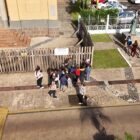 Áquila percorre pontos de Xaxim em atividade educativa