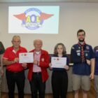 Áquila entrega distintivos, honrarias e lança o Ramo Filhotes